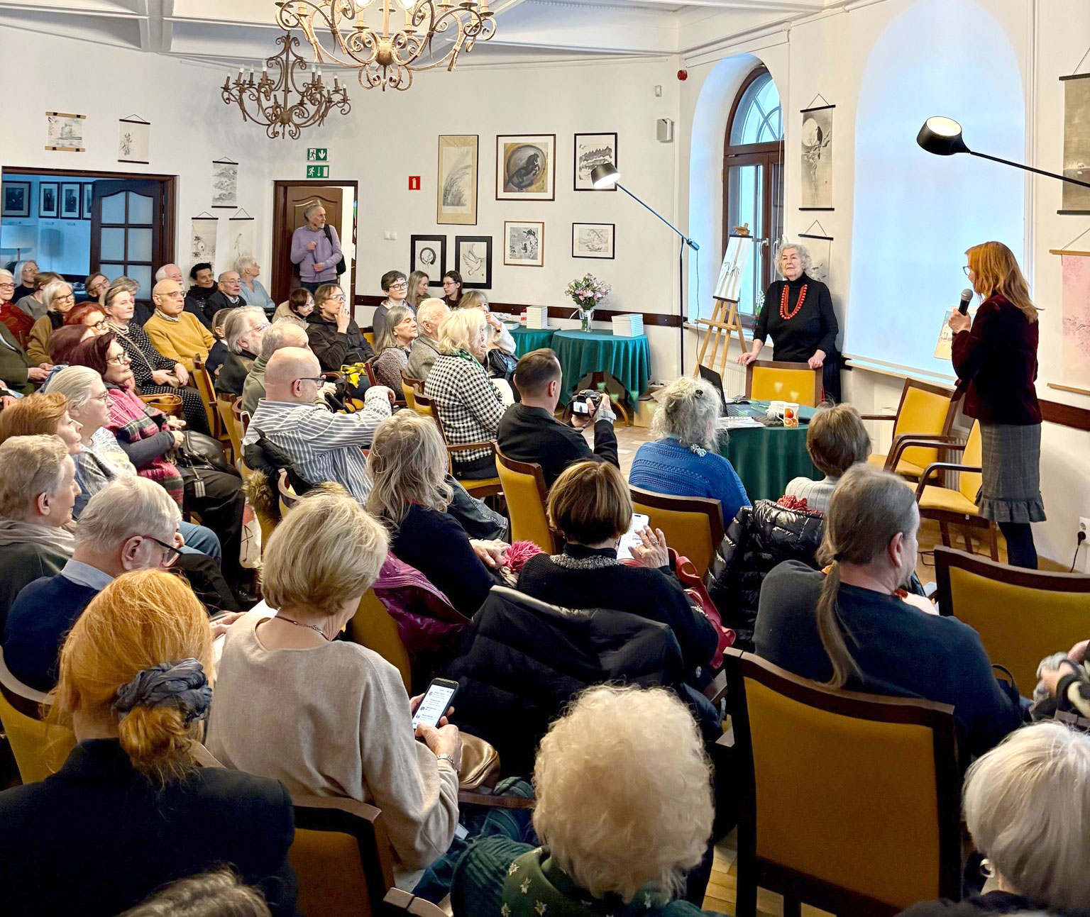 Premiera książki „Podkowa i oranżeria pod papugami” 14 i 15 lutego 2026 r.